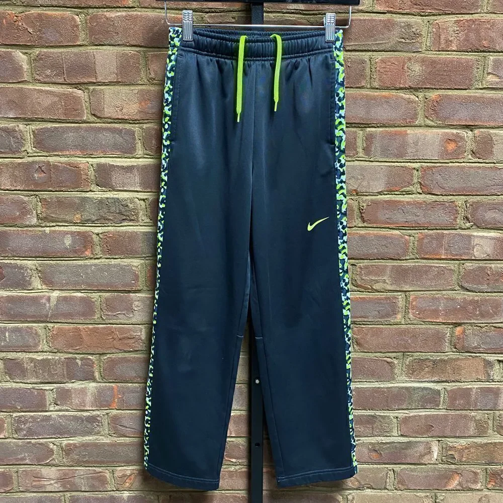 Nike Gray Therma-Fit Jogging Pants